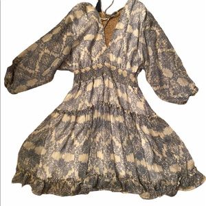 Vici bell sleeve flowy dress